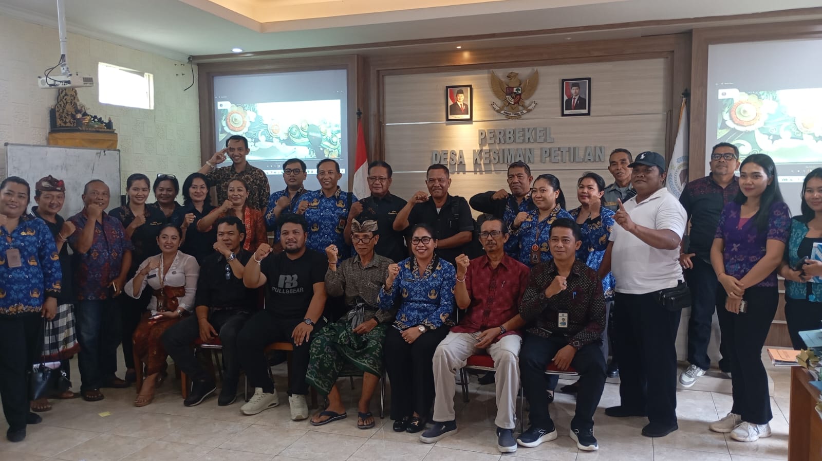 Pembinaan lomba LPM berprestasi tahap II Kesiman Petilan