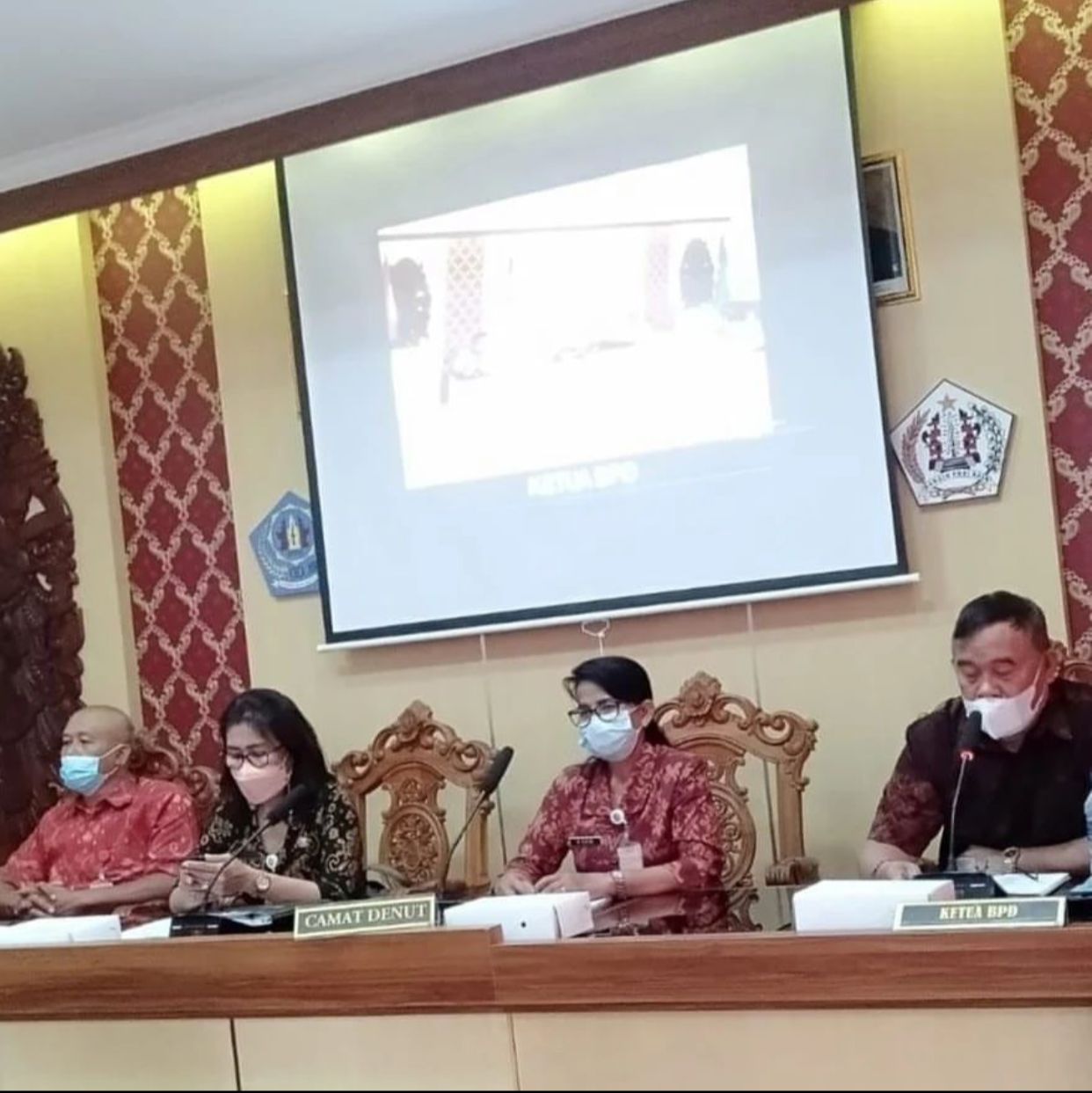 Menghadiri Musdes laporan pertanggungjawaban realisasi APBDes Tahun 2021 