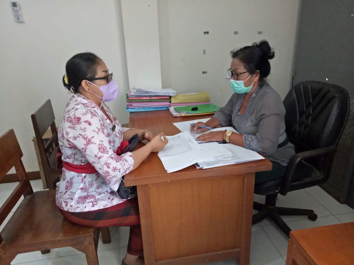 Dinas PMD kota Denpasar melaksanakan Pembinaan pengolahan Data inventarisasi Swadaya Murni Masyarakat dan Penunjang Pembangunan