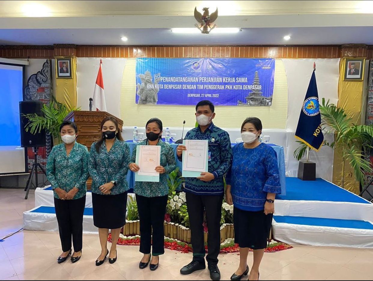 Penandatanganan Perjanjian Kerjasama BNN Kota Denpasar dengan TP. PKK Kota Denpasar,