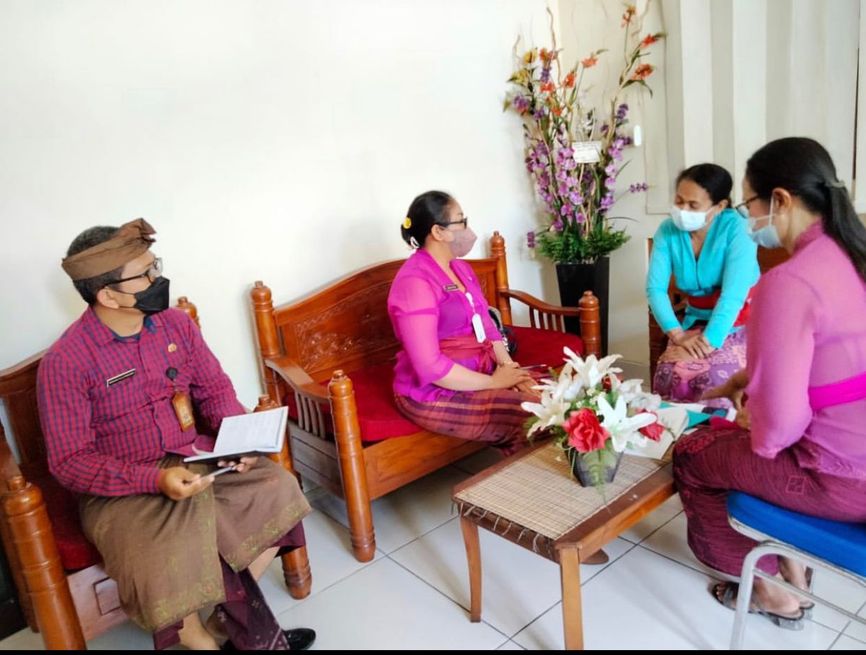 Dinas PMD Kota Denpasar melaksanakan Pembinaan pengolahan inventarisasi data swadaya murni masyarakat dan swadaya penunjang pembangunan 