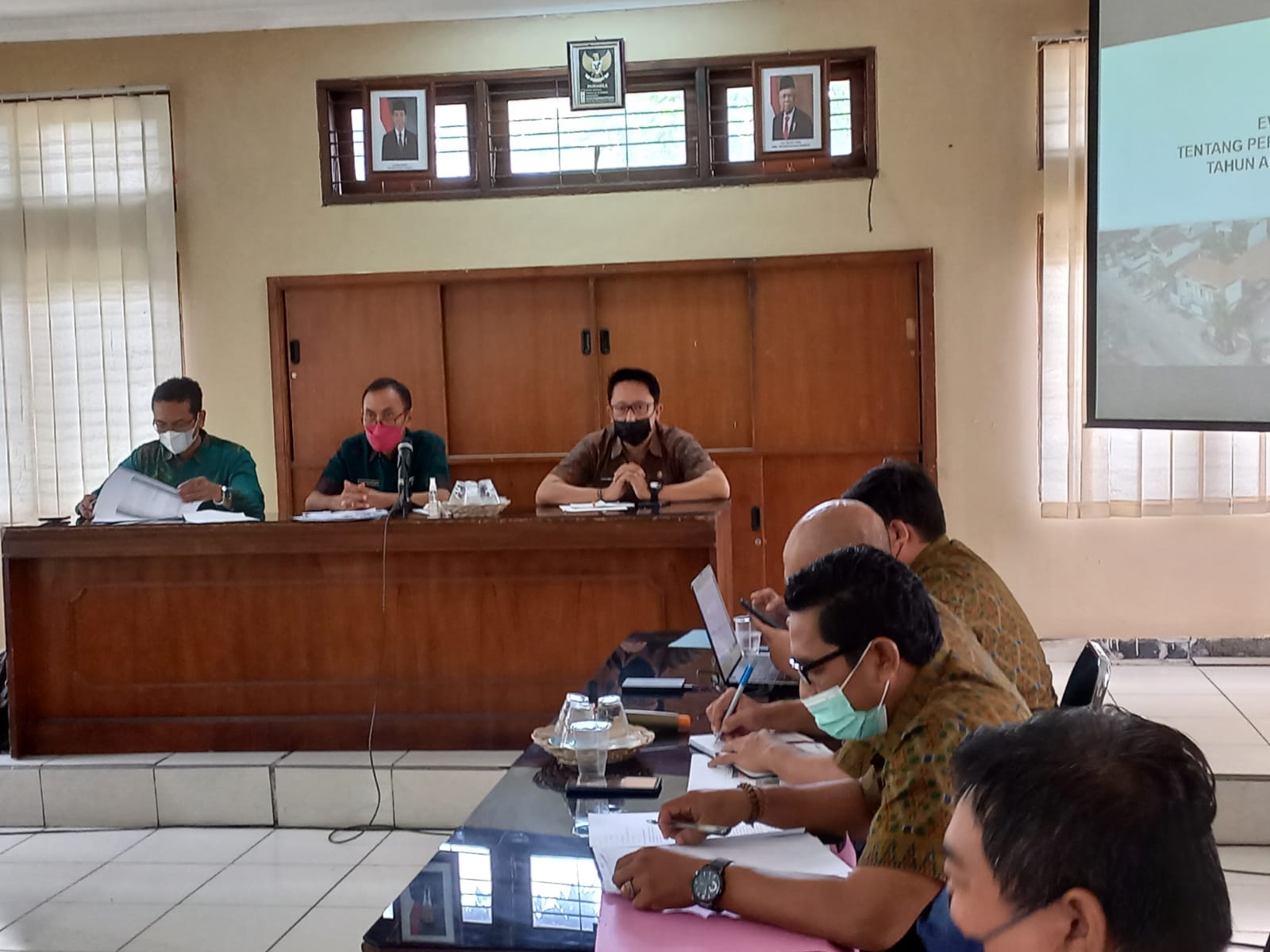 Evaluasi APBDes Perubahan di Kecamatan Denpasar Barat